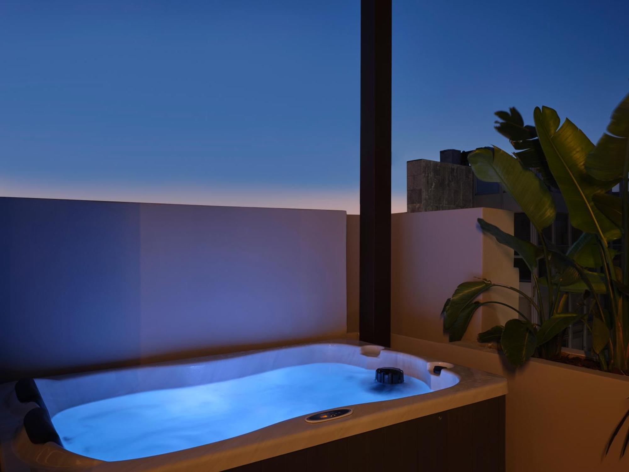 Nur Edge Aparthotel - Acropolis Skyline Афины Экстерьер фото